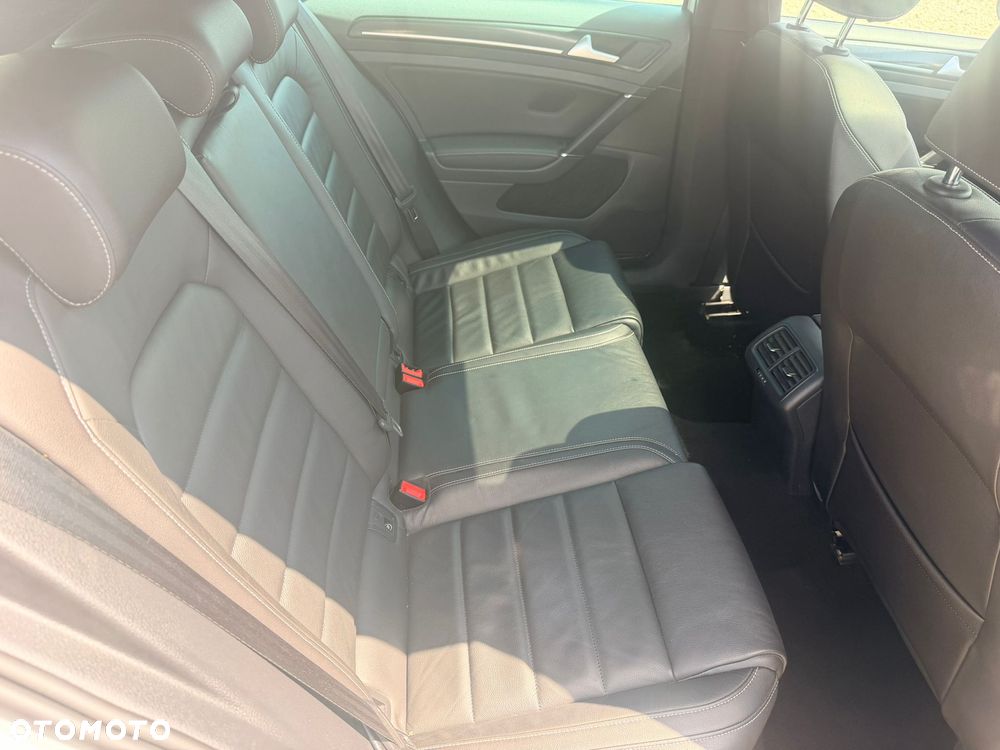 Volkswagen Golf R 2.0 TSI OPF 4Motion DSG - 17