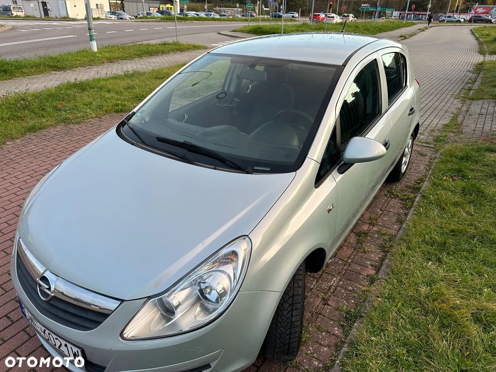 Opel Corsa 1.2 16V Innovation 110 Jahre - 2