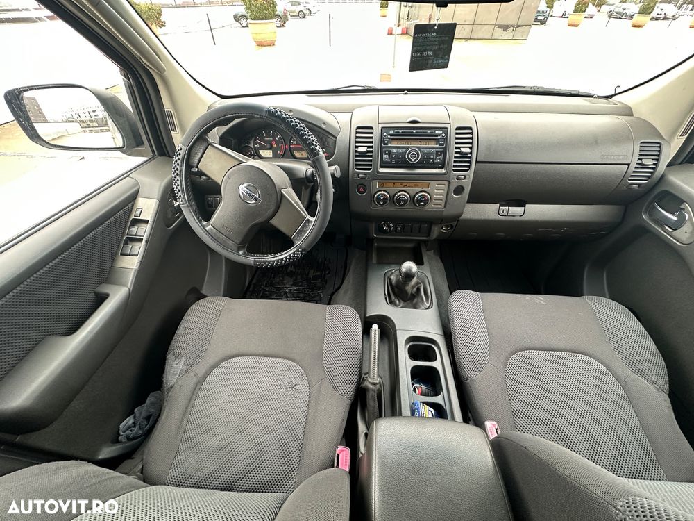 Nissan Navara 2.5 dCi Double Cab LE - 13