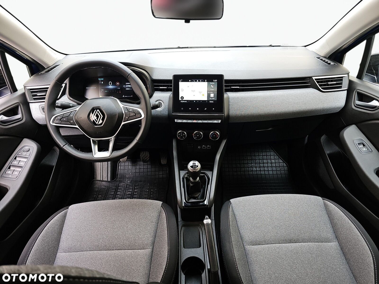 Renault Clio - 28