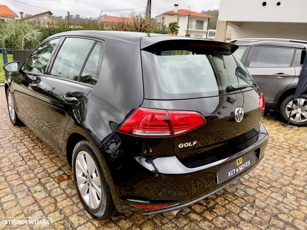 VW Golf 1.6 TDi BlueMotion Trendline - 22