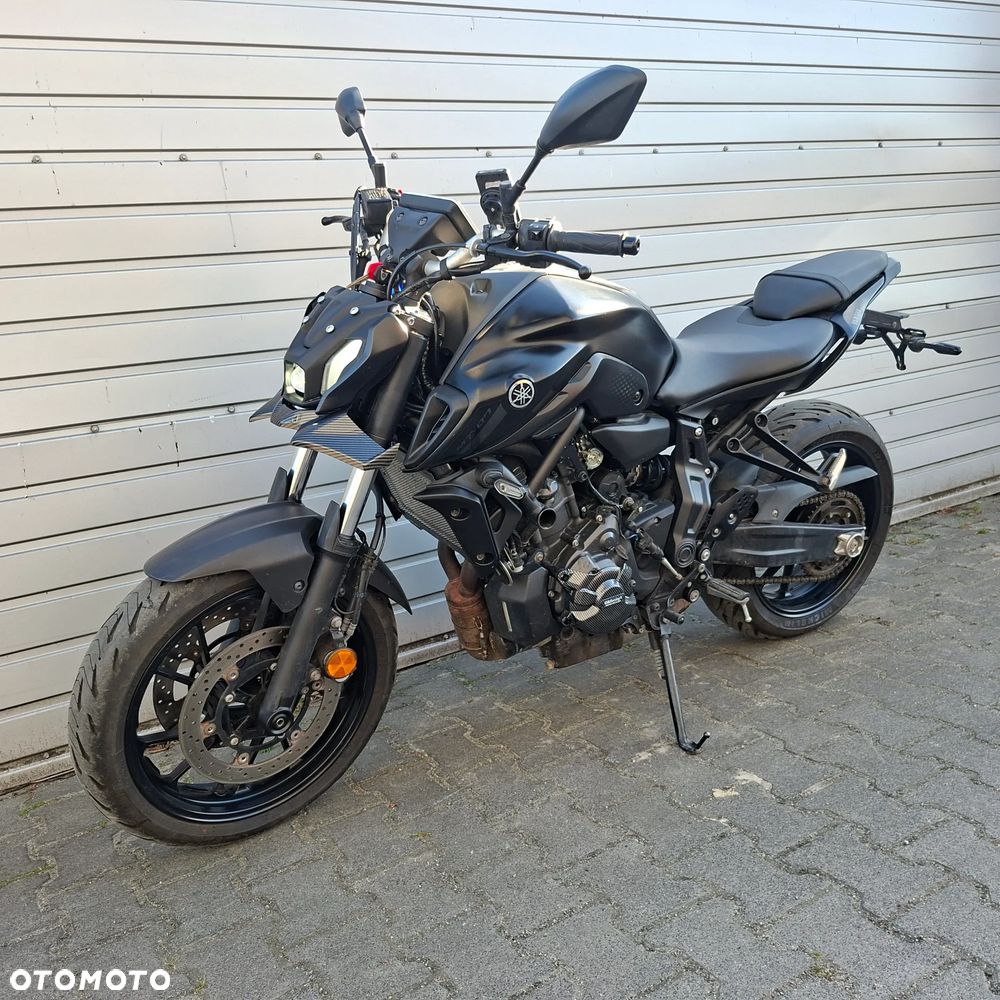 Yamaha MT - 4