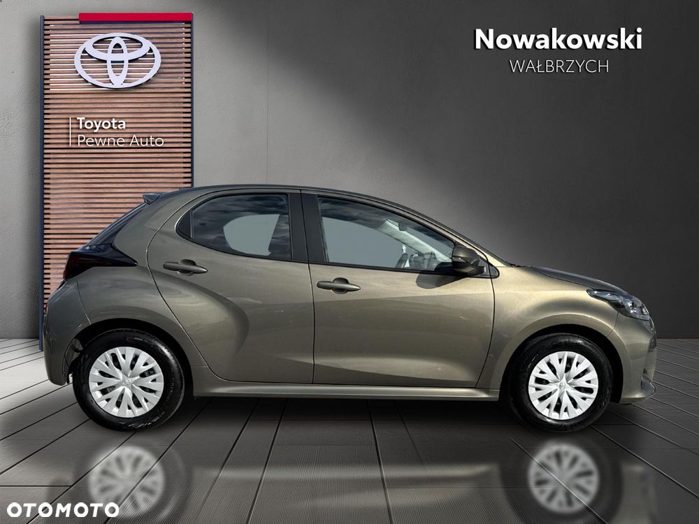 Toyota Yaris - 6