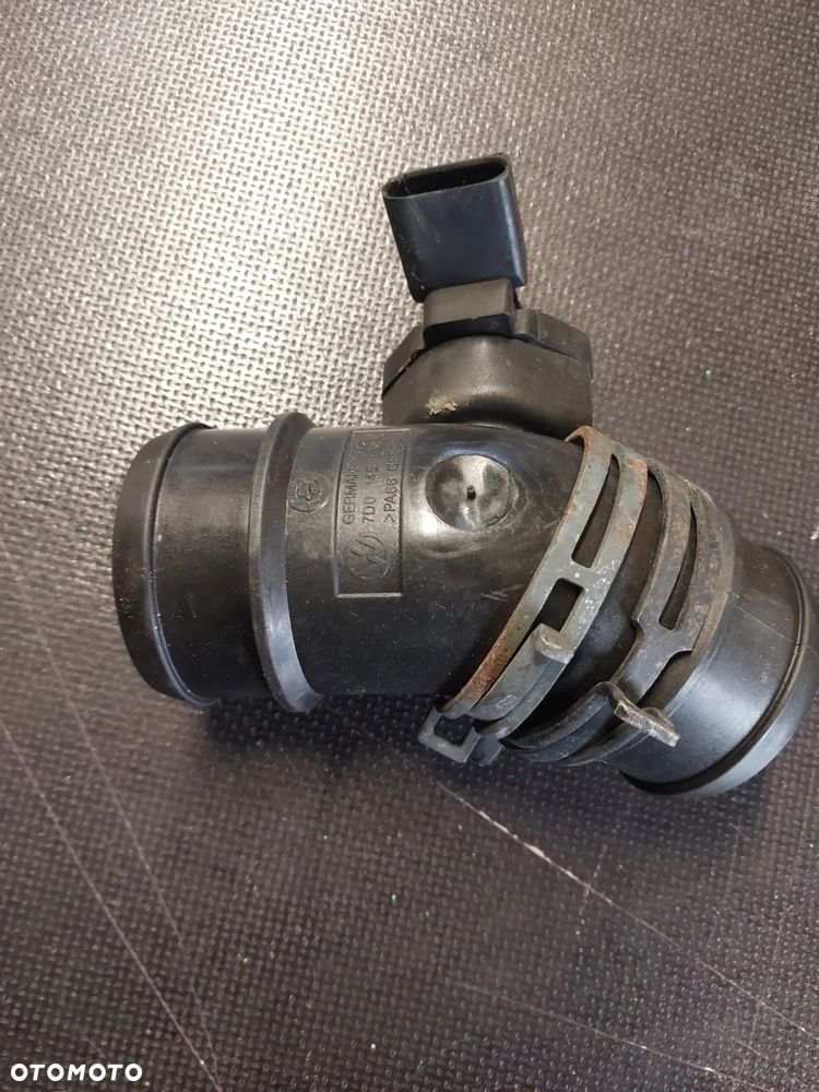 Kolanko rura dolotowa intercolera  vw t4 7D0145958 C 111kw - 1