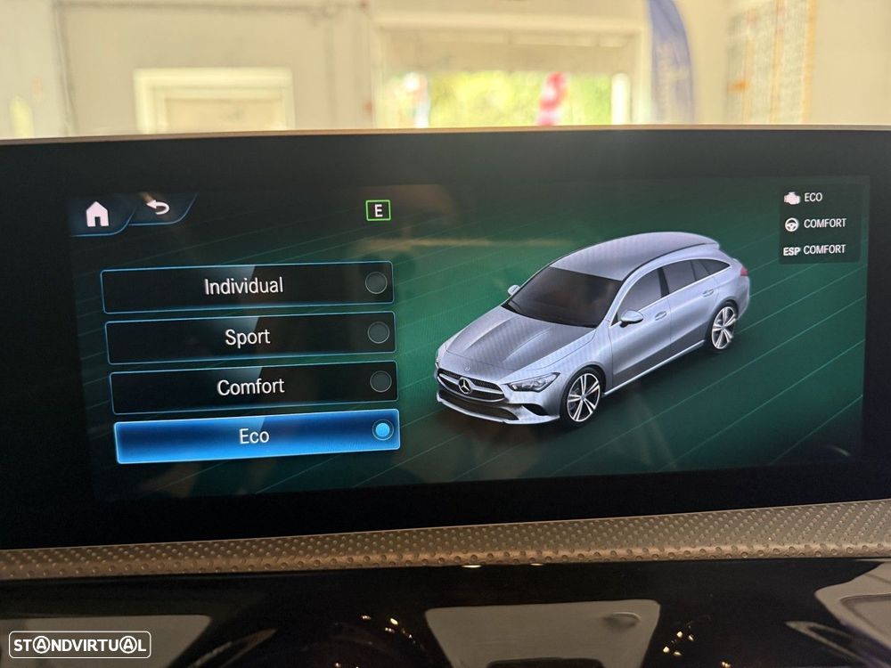 Mercedes-Benz CLA 180 d Shooting Brake AMG Line Aut. - 23