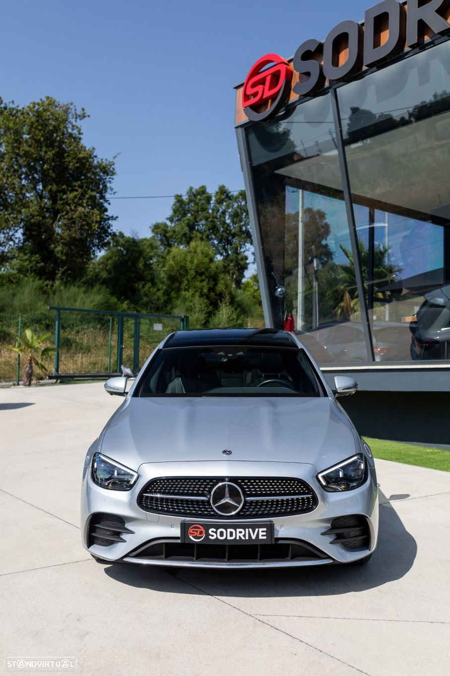 Mercedes-Benz E 300 - 19