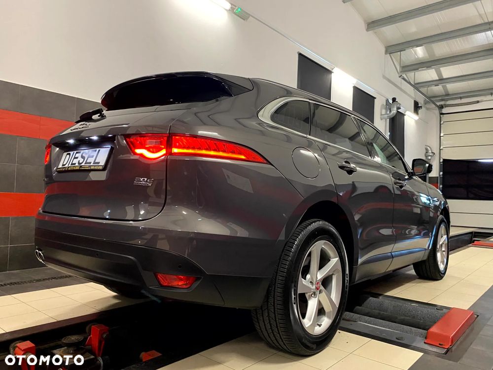 Jaguar F-Pace 2.0 i4D AWD Prestige - 11
