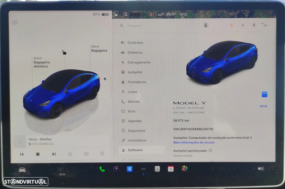 Tesla Model Y Long Range Dual Motor AWD - 28
