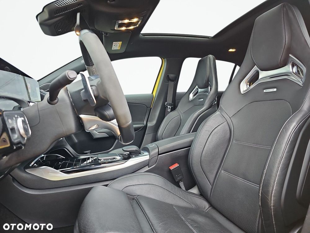 Mercedes-Benz Klasa A 45 S AMG 4-Matic 8G-DCT - 24
