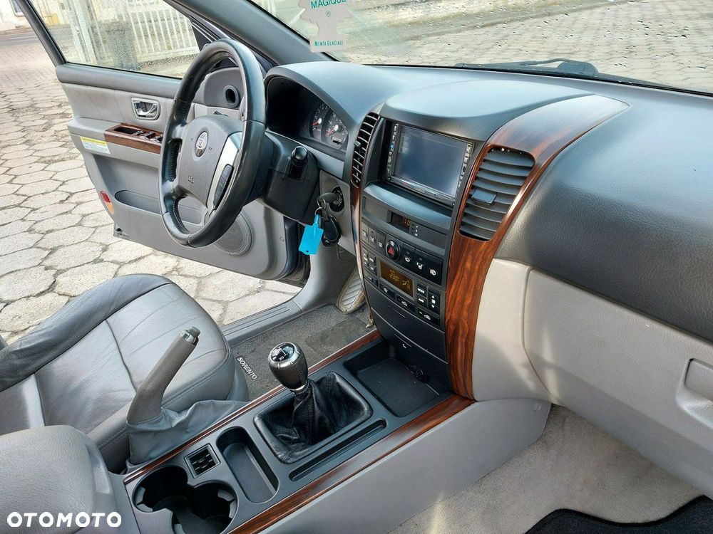 Kia Sorento 2.5 CRDi Expedition - 16