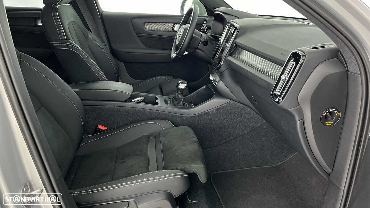 Volvo XC 40 - 10