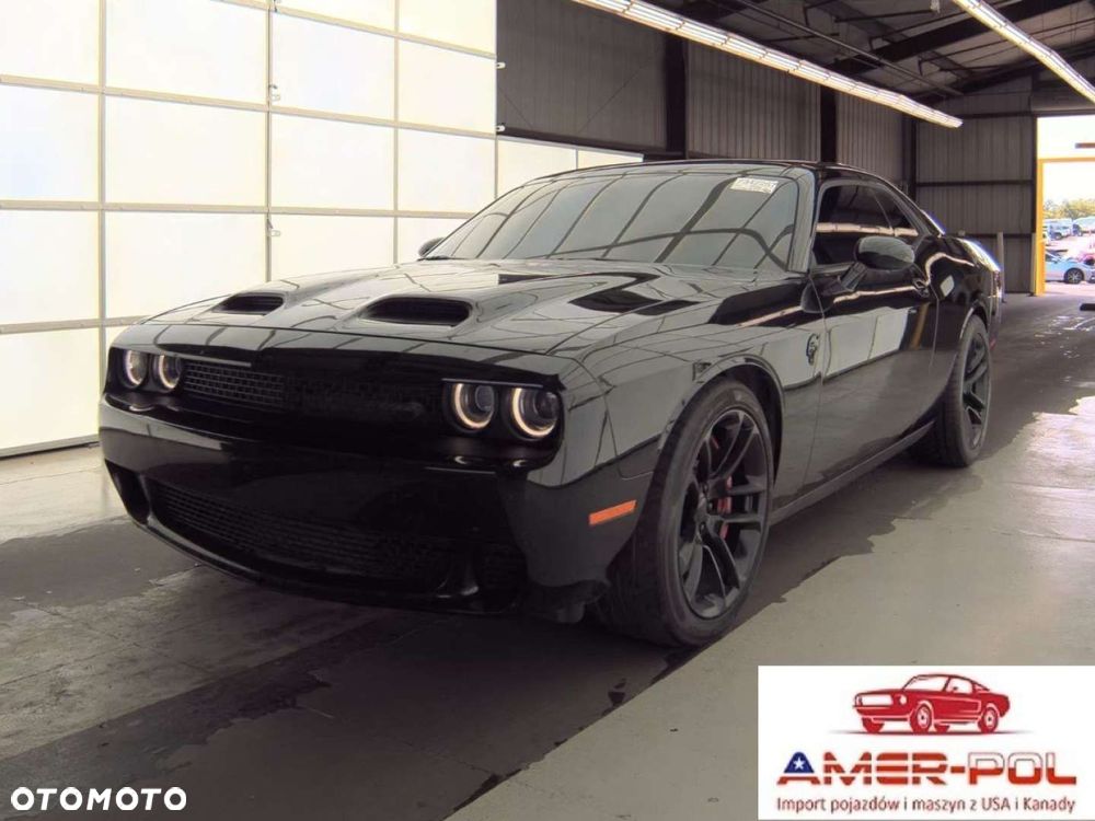 Dodge Challenger - 1