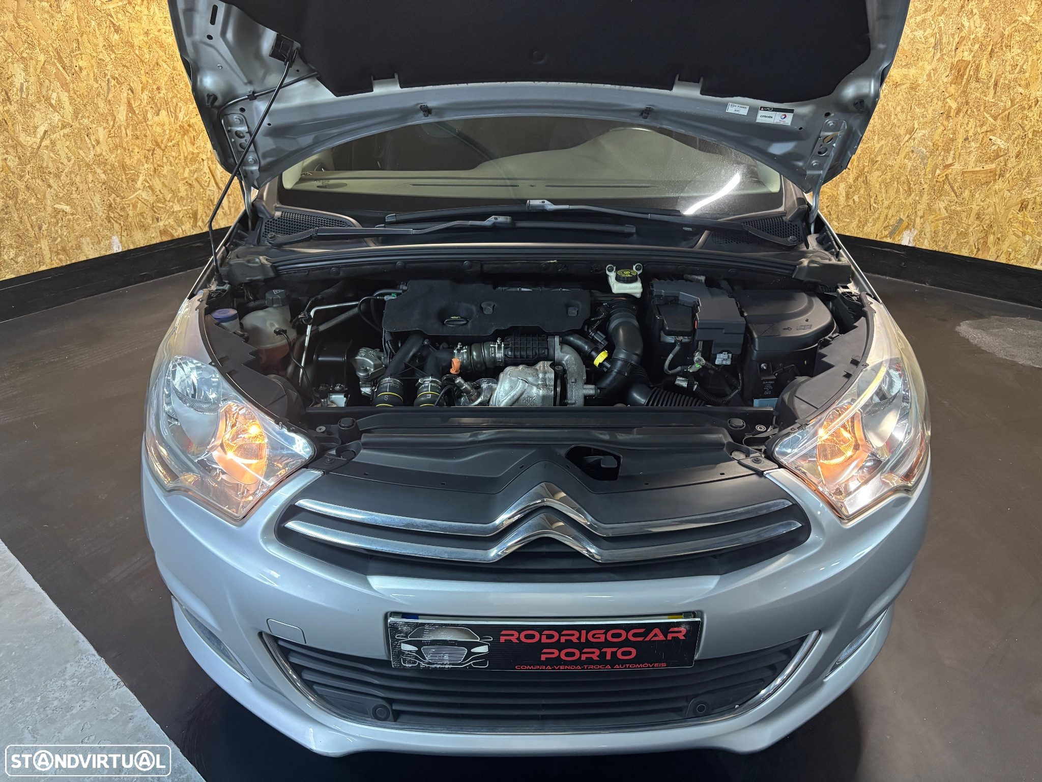 Citroën C4 1.6 e-HDi Exclusive - 28
