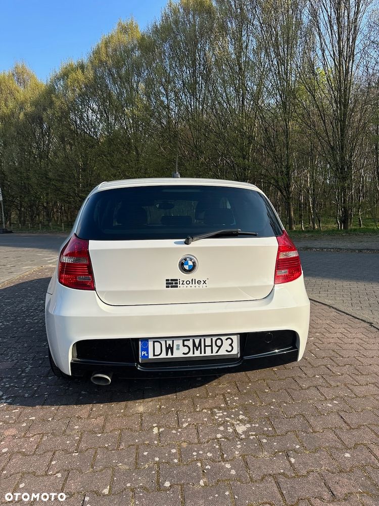 BMW Seria 1 118d DPF - 11