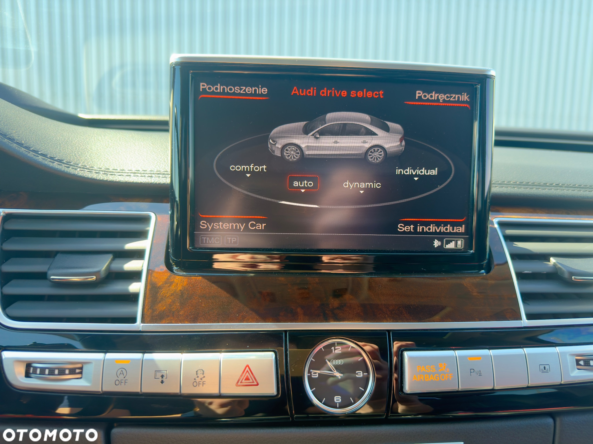 Audi A8 - 26
