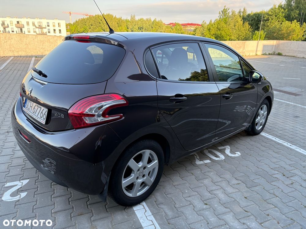 Peugeot 208 1.2 PureTech Style - 6