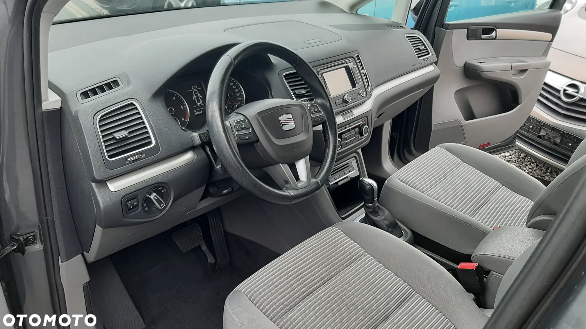 Seat Alhambra 2.0 TDI Reference DSG - 10