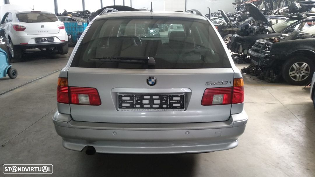 Charrio traseiro BMW  E39 Touring 520i 170cv de 2003 - 4