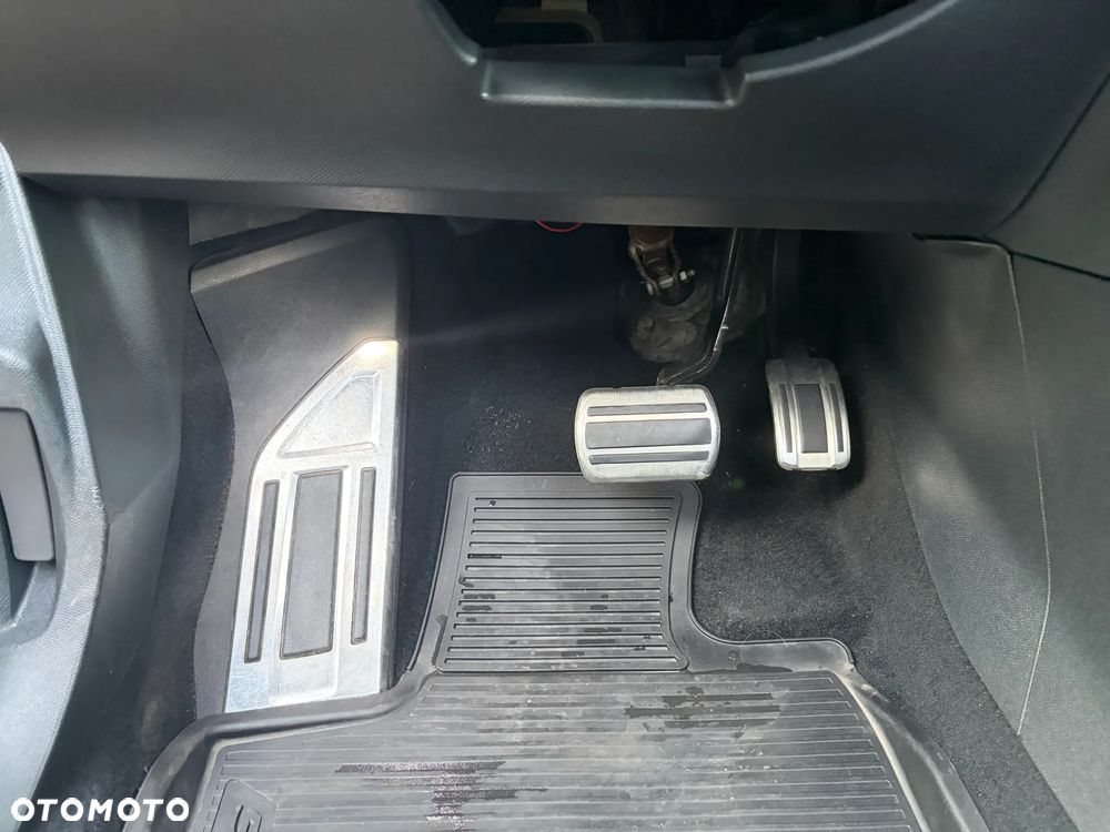 Peugeot 5008 2.0 BlueHDI GT S&S EAT6 - 27
