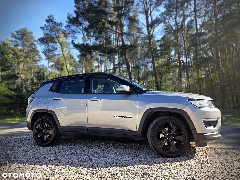 Jeep Compass - 1