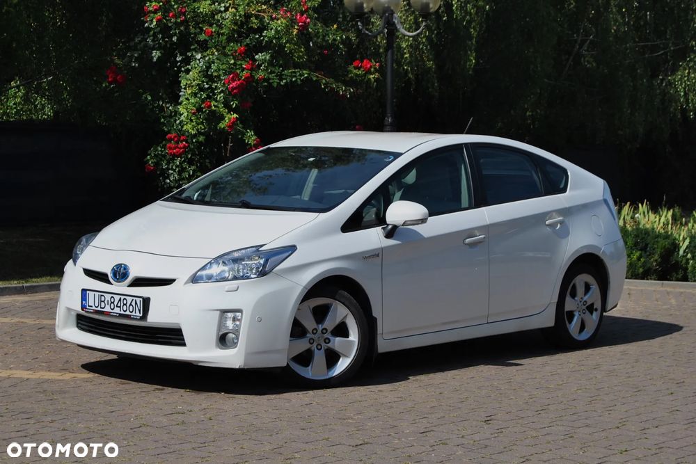 Toyota Prius (Hybrid) Comfort - 1