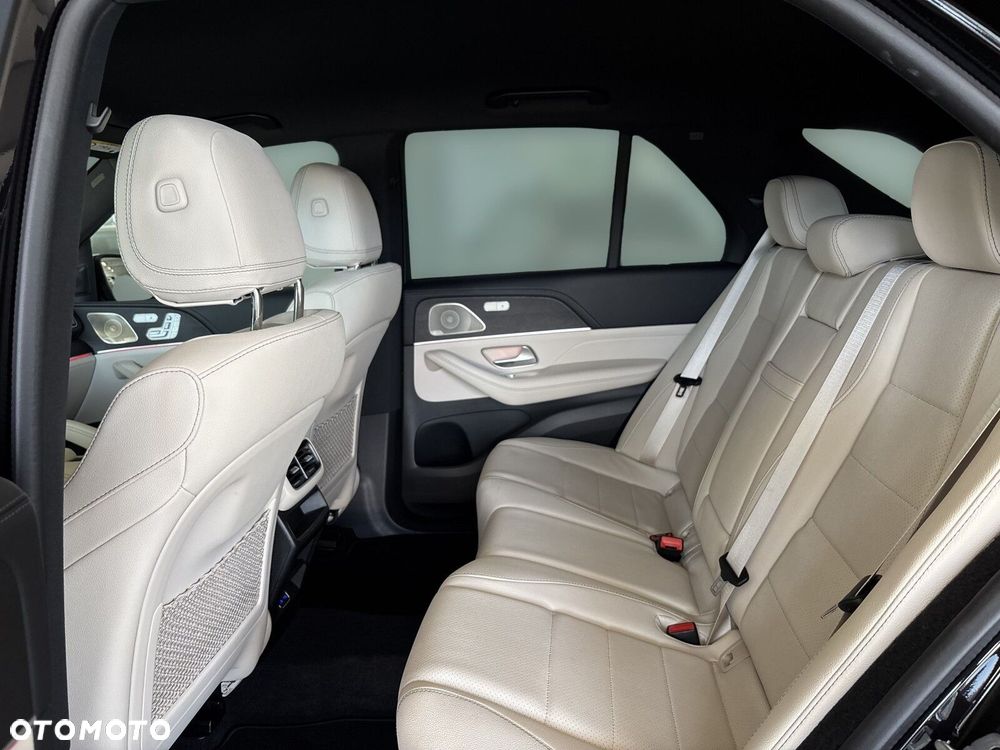 Mercedes-Benz GLE - 23