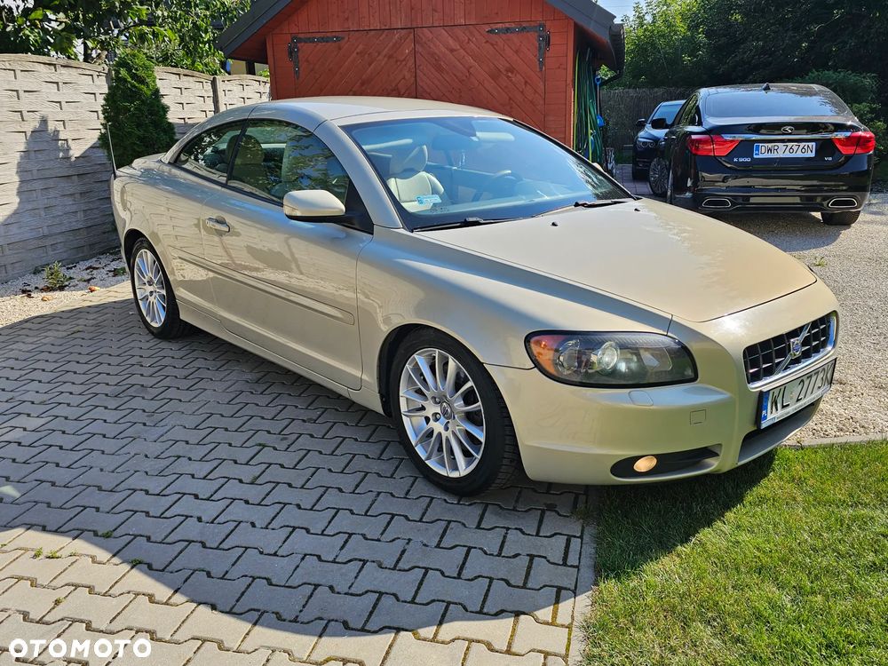 Volvo C70 2.4D5 Summum - 4