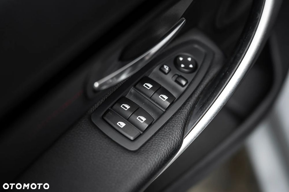 BMW Seria 4 430i Gran Coupe Sport Line - 30