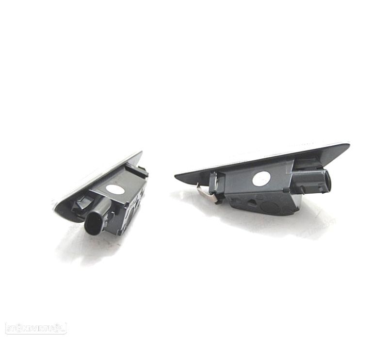 PISCAS LATERAIS LED BMW X5 E70 X6 E71 X3 F25 07-14 BRANCO - 2