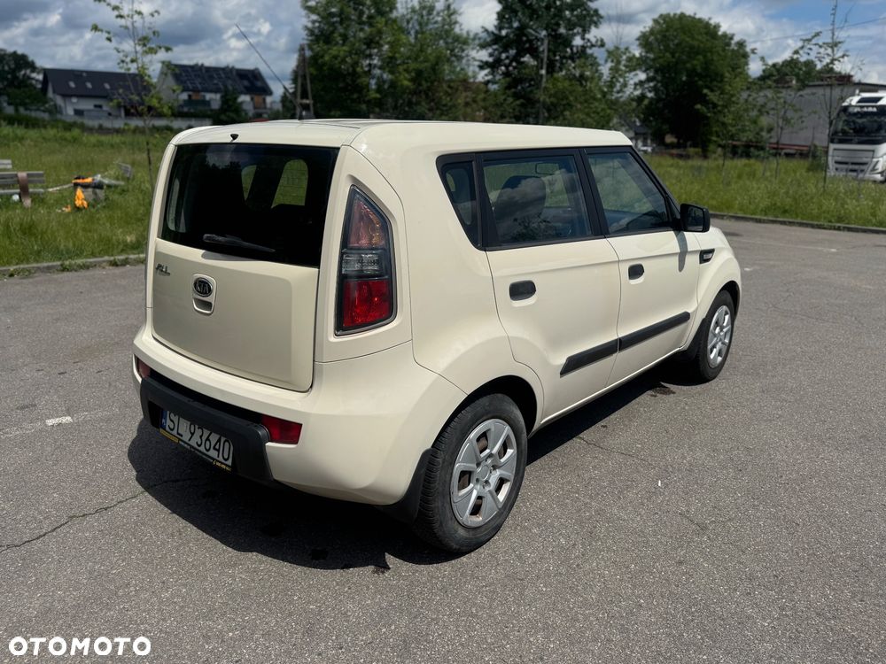 Kia Soul 1.6 M - 8