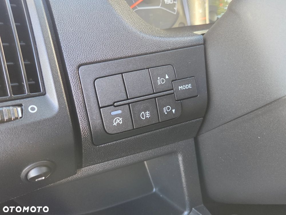 Opel Movano 2.2 DIESEL MultiCab L2H1 - 20