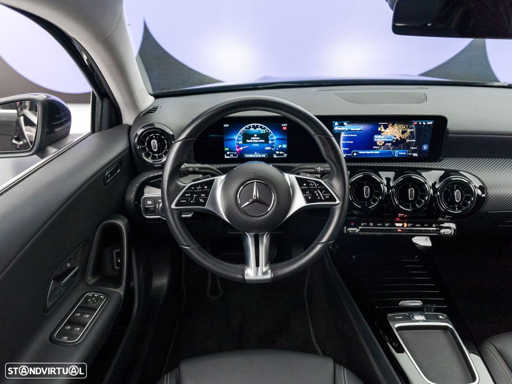 Mercedes-Benz A 250 e - 16