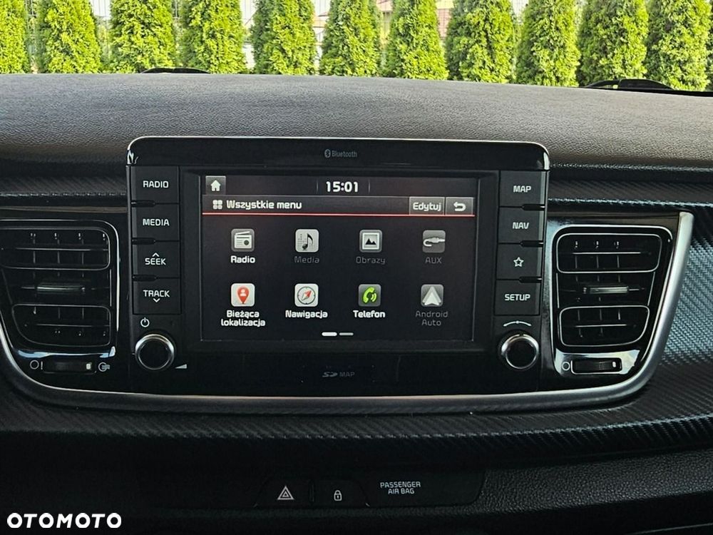 Kia Rio - 23