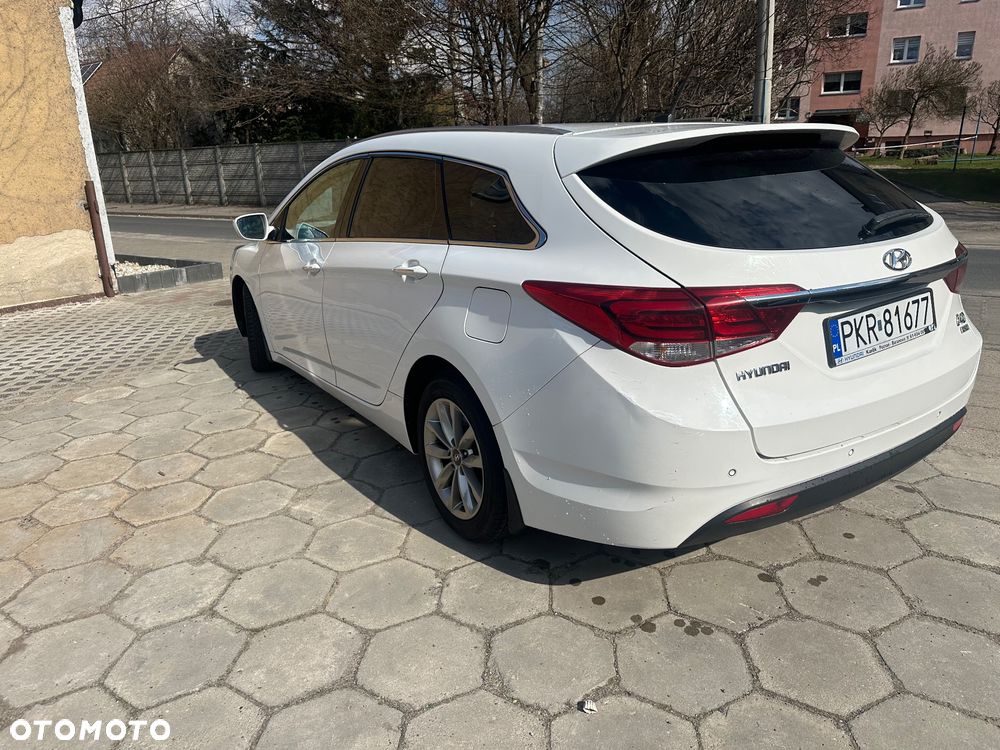 Hyundai i40 1.7 CRDi Comfort DCT - 8