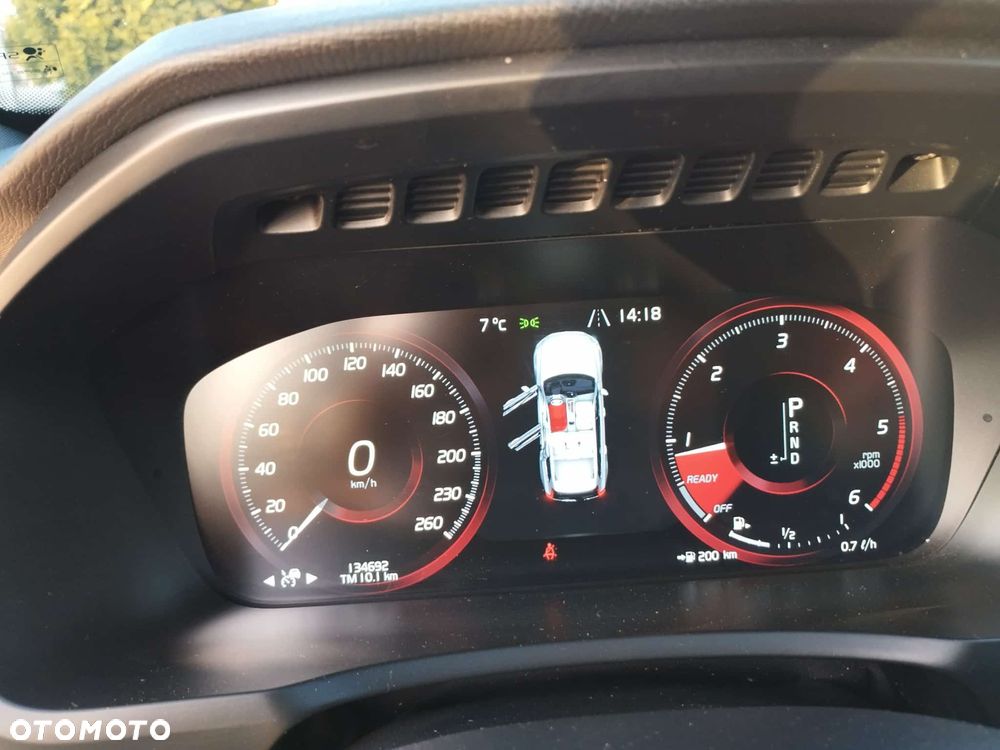 Volvo XC 90 D5 AWD Momentum - 20