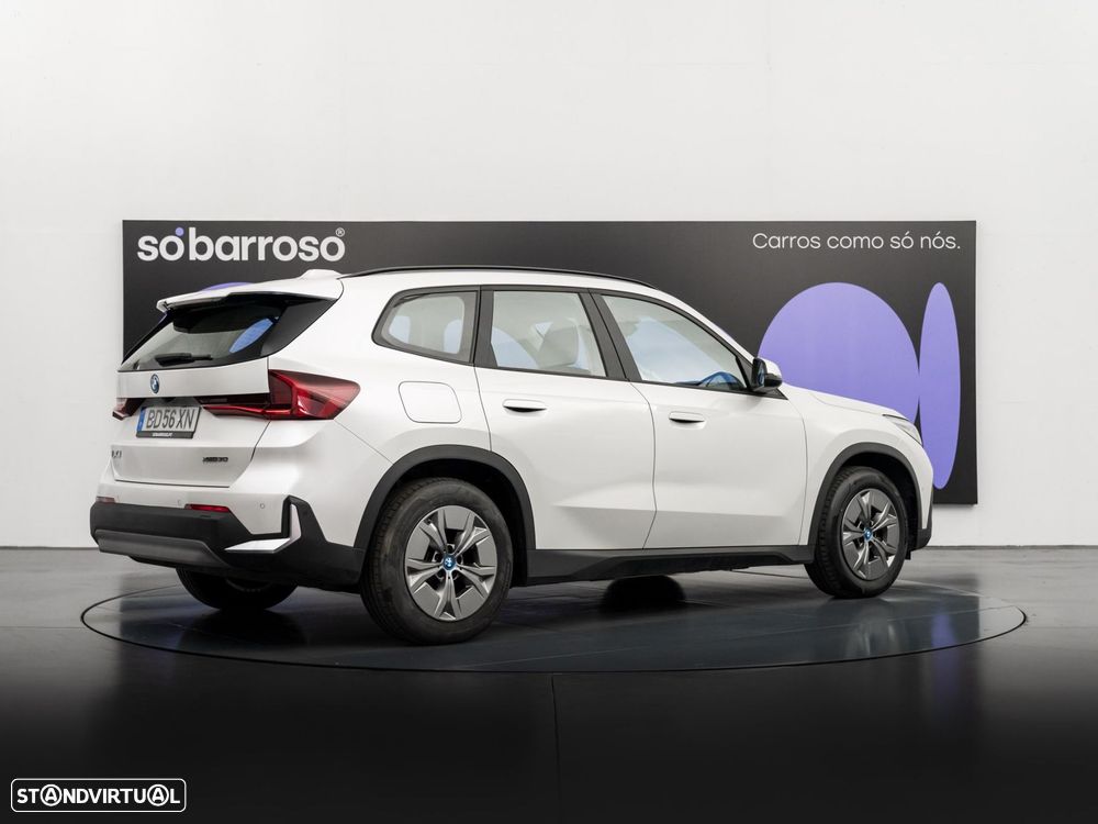 BMW iX1 xDrive30 - 6