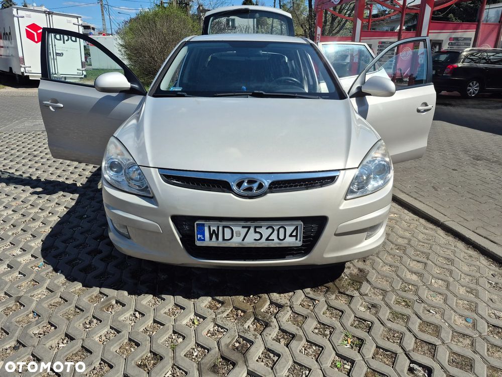 Hyundai i30 1.6 Comfort - 7
