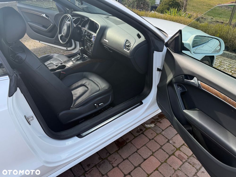 Audi A5 Cabrio - 11