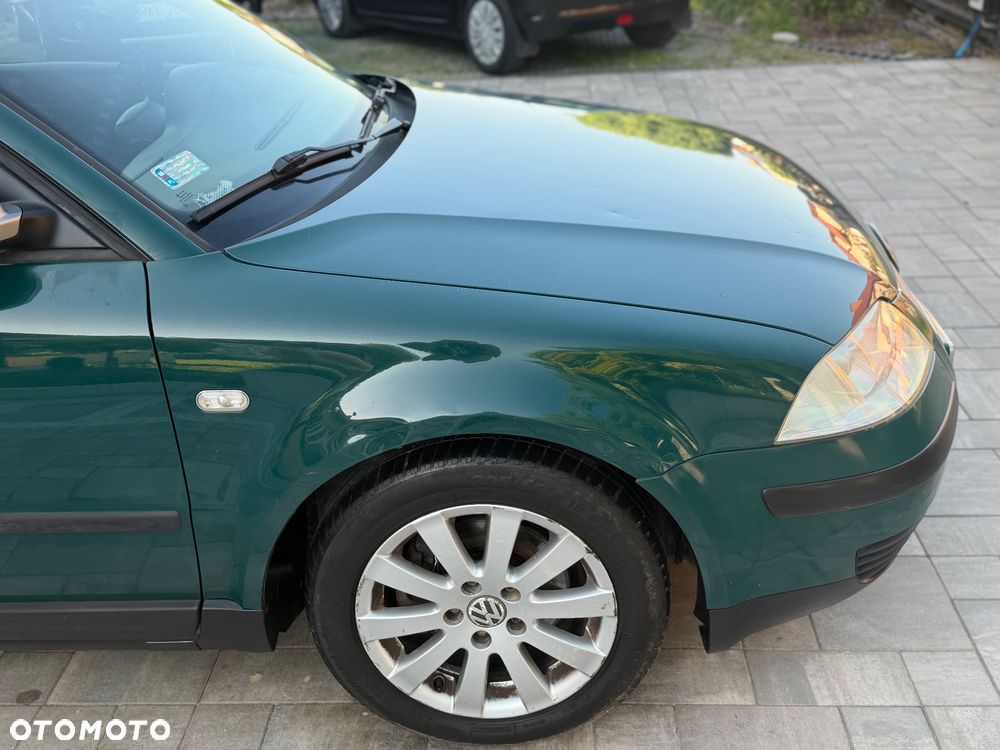 Volkswagen Passat 2.0 Basis - 25