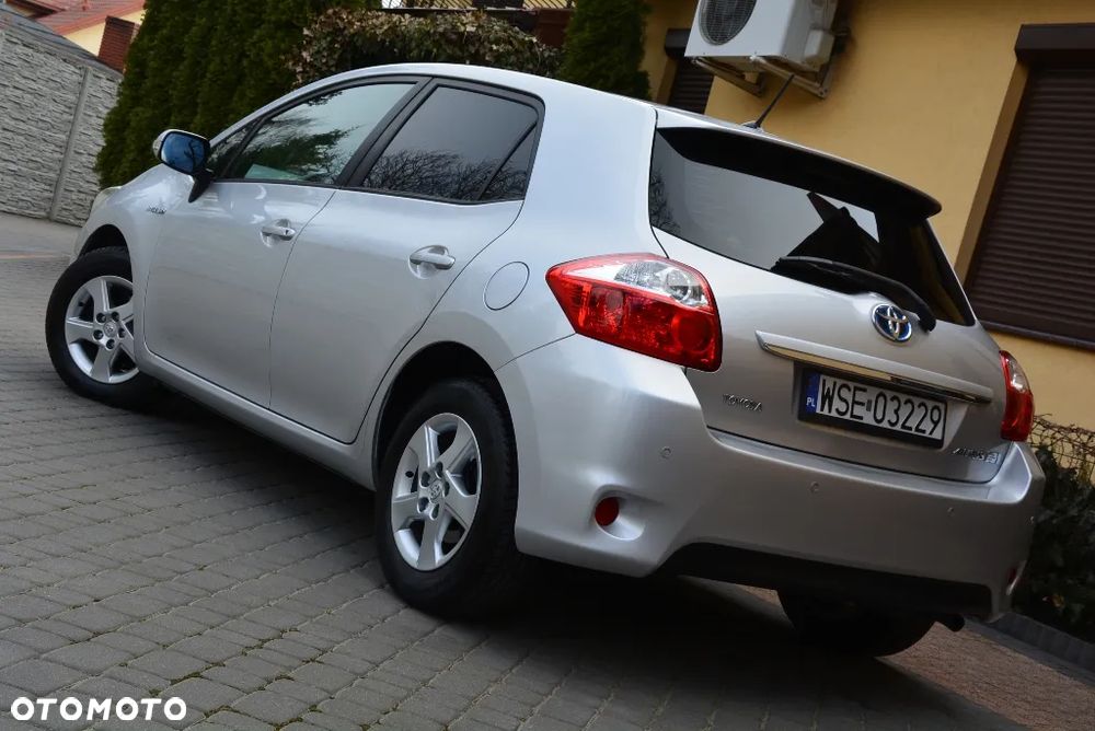 Toyota Auris 1.8 HSD Prestige NAVI - 18