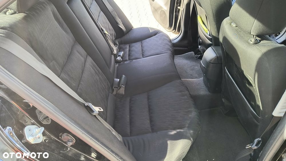 Honda Accord 2.0 Executive - 18