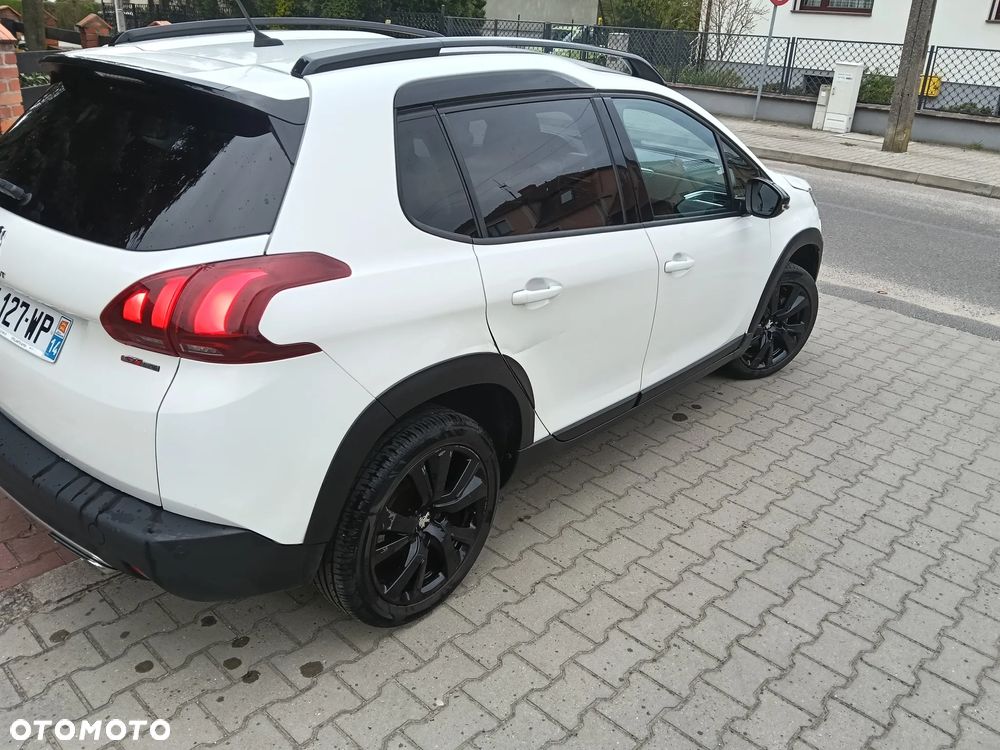 Peugeot 2008 PureTech 130 Stop&Start GT-Line Edition - 24