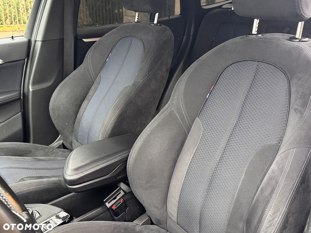 BMW X1 sDrive18d Sport Line - 12