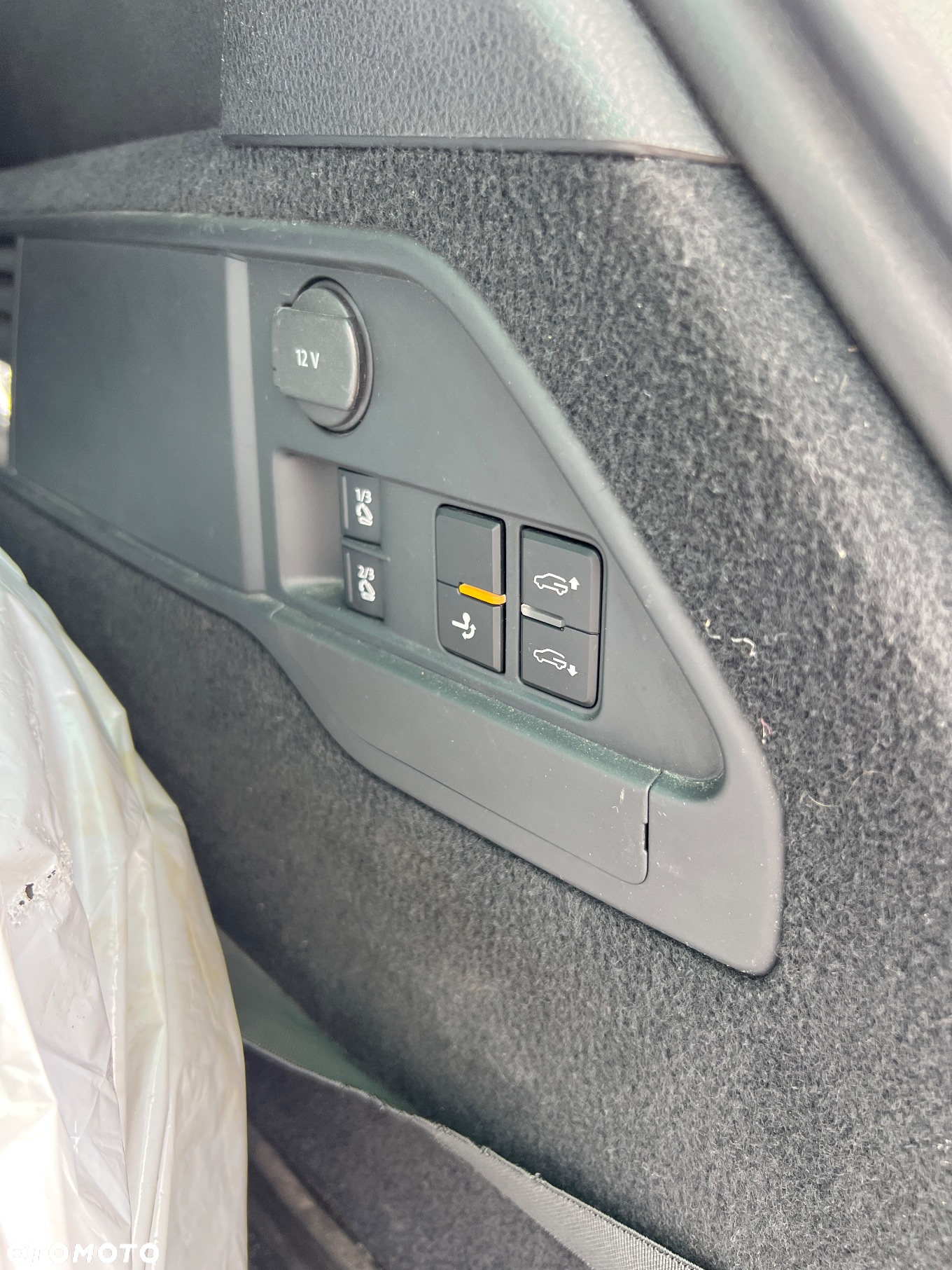 Volkswagen Touareg 3.0 Hybrid 4Motion Automatik - 24