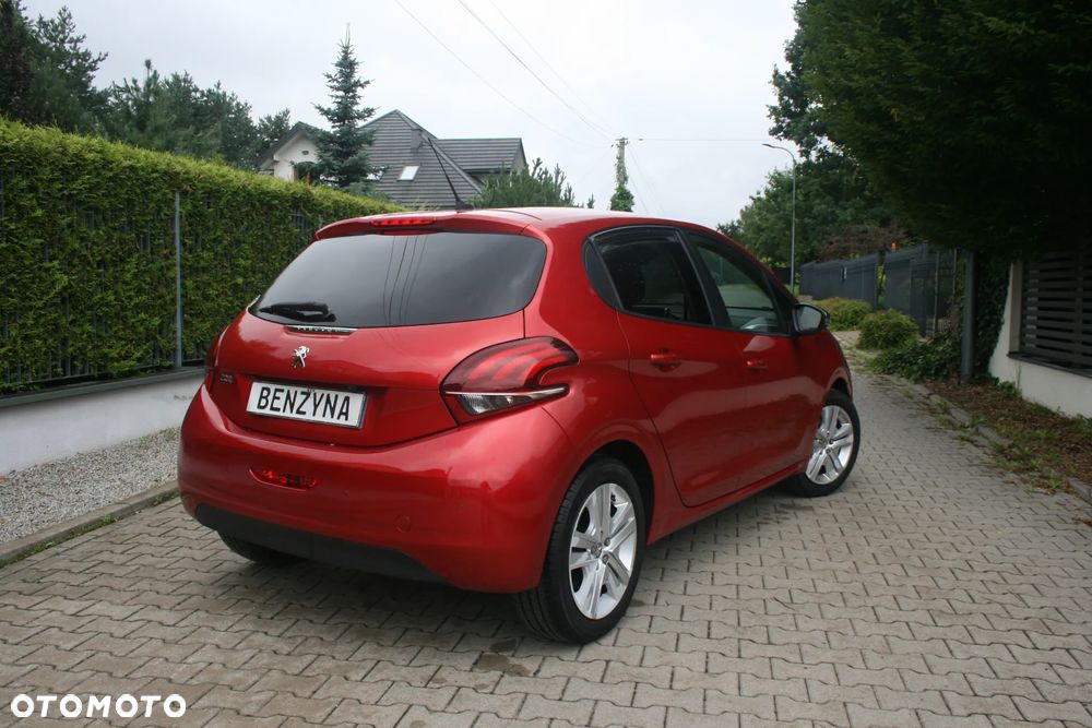 Peugeot 208 1.2 PureTech Allure - 4