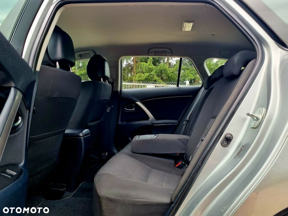 Toyota Avensis 1.8 Selection - 10