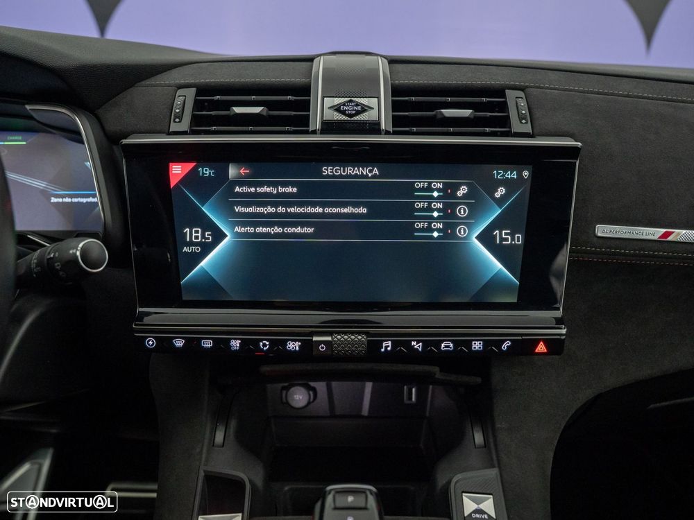 DS DS7 Crossback E-Tense Performance Line EAT8 - 34