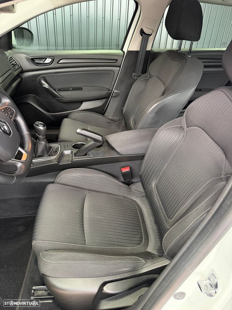 Renault Mégane Sport Tourer 1.5 dCi Limited - 18