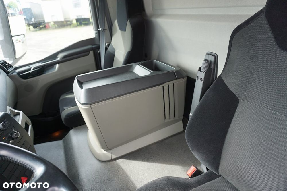 MAN TGL 12.250 4x2 BL CHŁODNIA THERMO KING NAVI * 125 000 KM * - 12