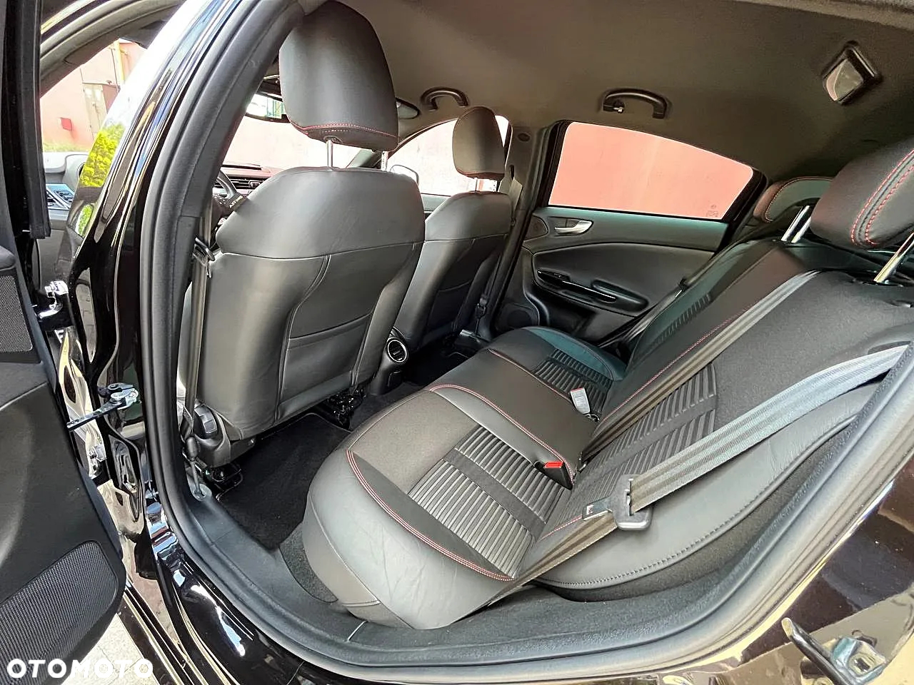 Alfa Romeo Giulietta 1750 TBi Quadrifoglio Verde - 28